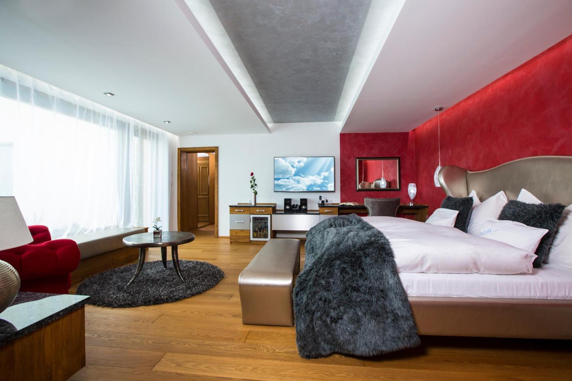 Wellness Hotel V Nebi Korenov Exterior photo